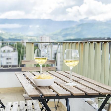 Apartamento Vue sensationnelle - Wifi fibre - Arrivée autonome Chambéry Exterior foto