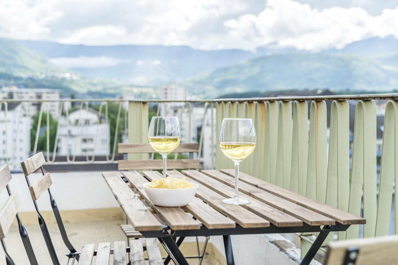 Apartamento Vue sensationnelle - Wifi fibre - Arrivée autonome Chambéry Exterior foto