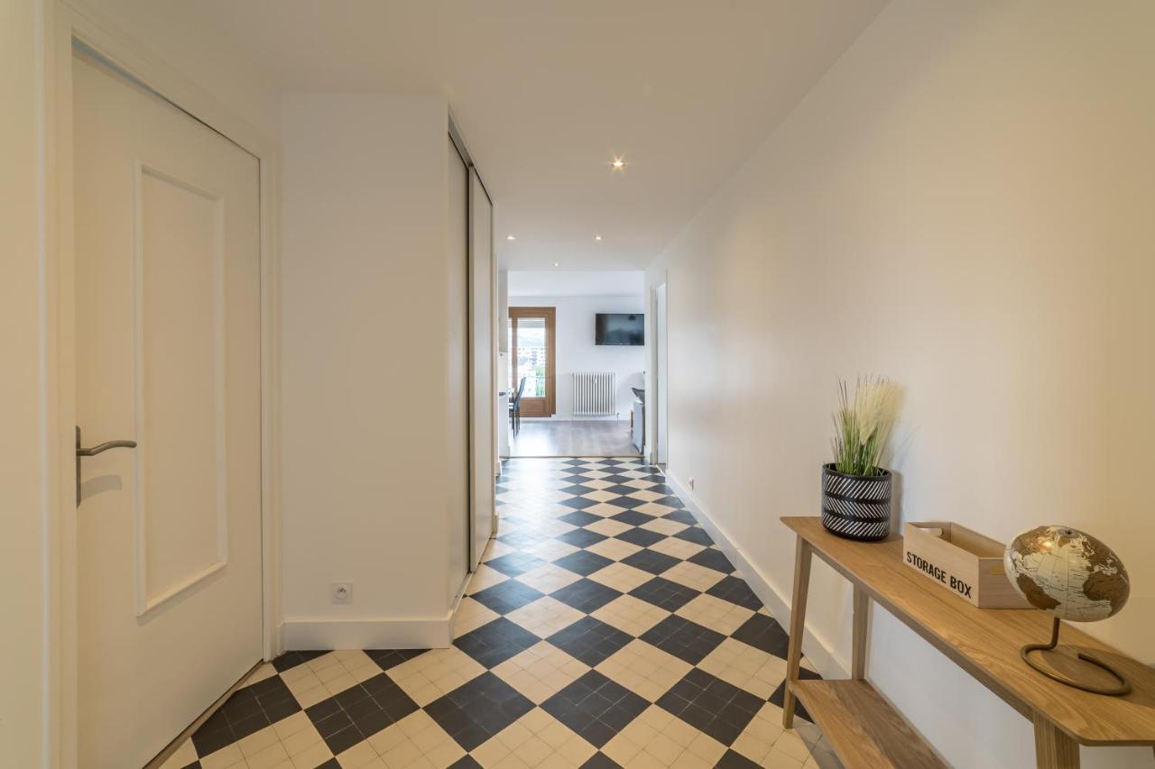 Apartamento Vue sensationnelle - Wifi fibre - Arrivée autonome Chambéry Exterior foto