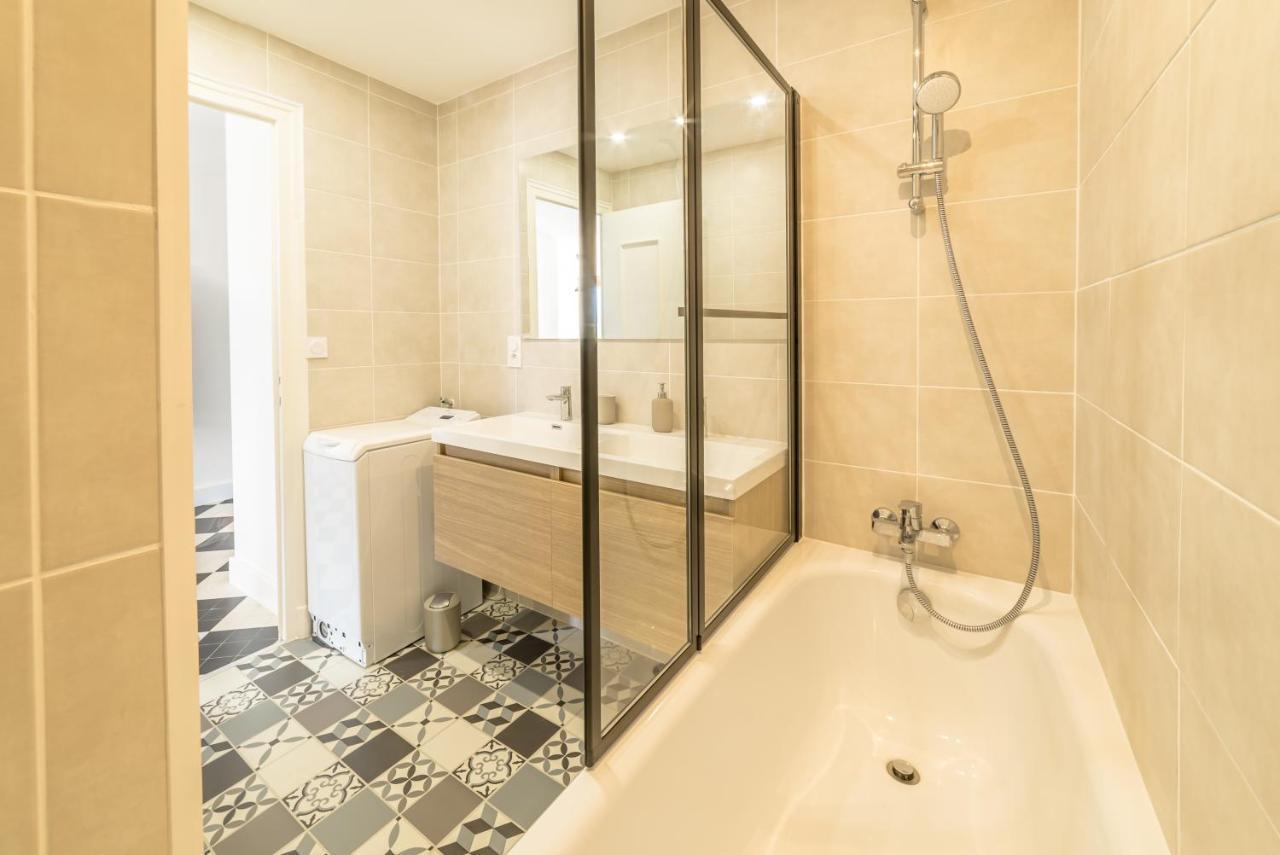 Apartamento Vue sensationnelle - Wifi fibre - Arrivée autonome Chambéry Exterior foto